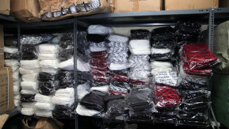 Κατασχέθηκαν 74.283 προϊόντα μαϊμού σε ρούχα και παπούτσια στην Κρήτη