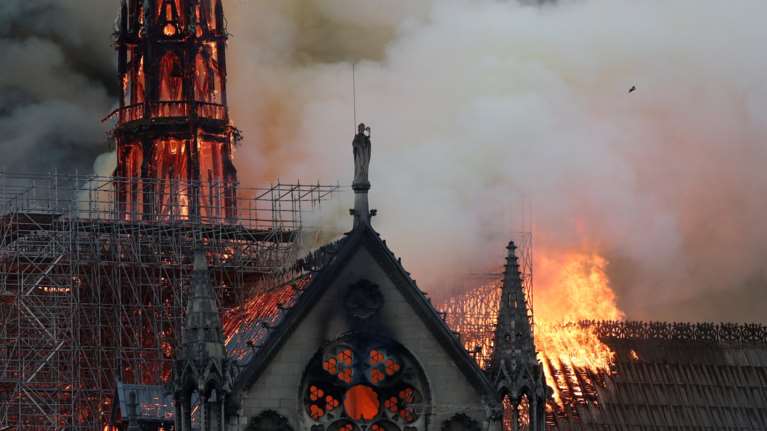 Παναγία Παρισίων: Η δομή του ναού «αντέχει» - Τα «ευάλωτα σημεία»