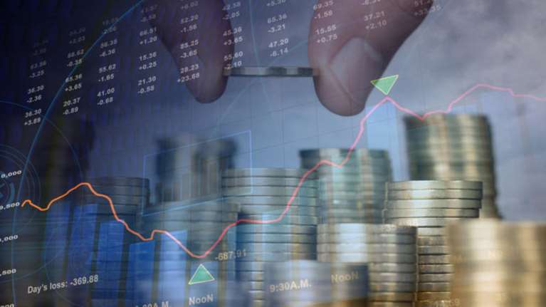 Bloomberg: Τα ελληνικά ομόλογα, ένα ακόμα σημάδι της ανάκαμψης της χώρας