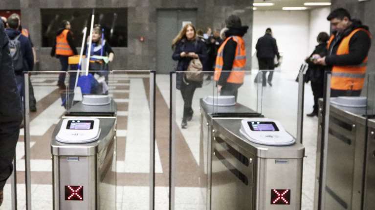 Μετρό-Ηλεκτρικός: Οι «κλειστές» πύλες έφεραν αύξηση εσόδων