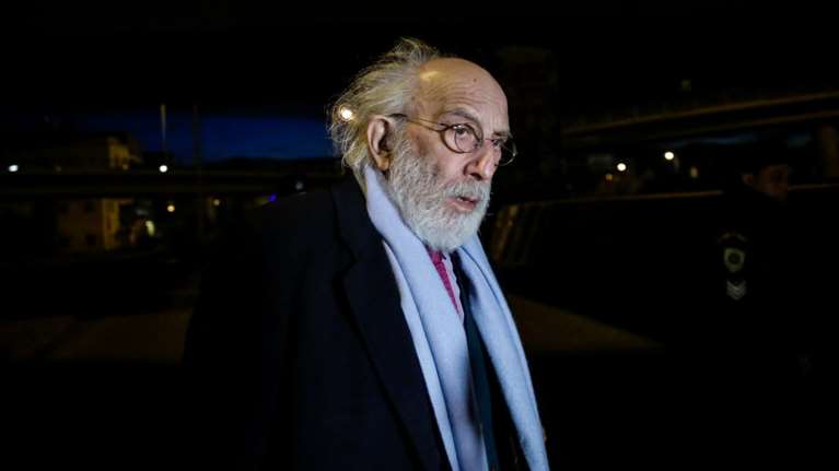 Eνώπιον του ανακριτή ο Αλέξανδρος Λυκουρέζος για την «μαφία των φυλακών»