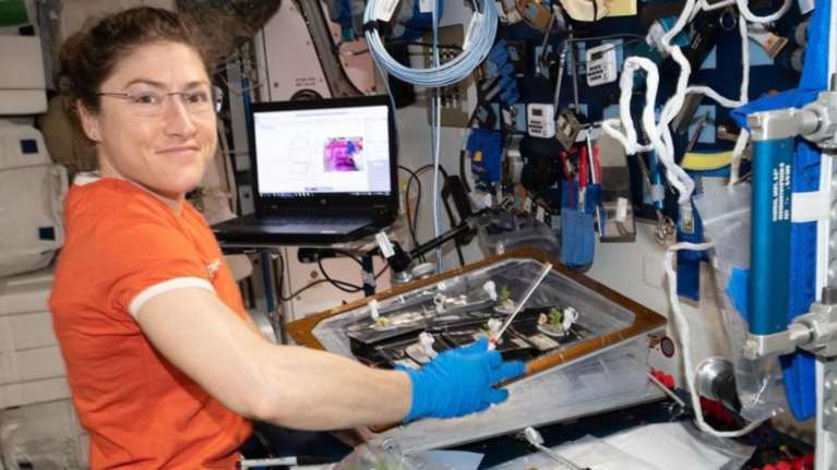 Κριστίνα Κoχ:  Η πρώτη γυναίκα που θα περάσει 328 ημέρες στο διάστημα