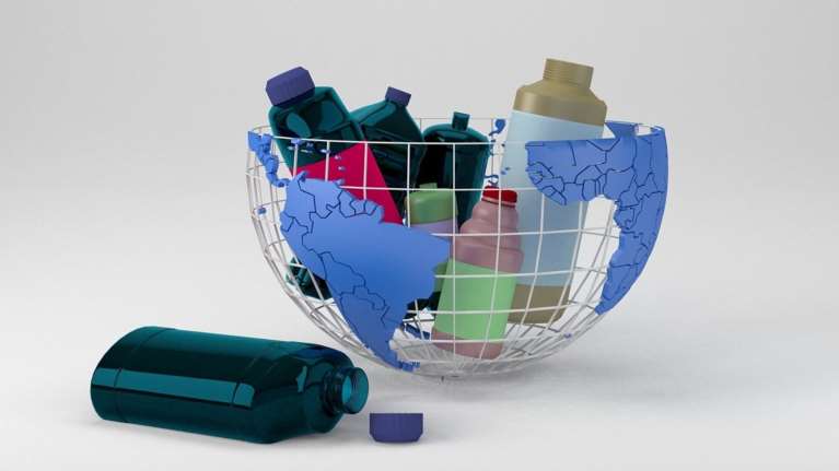 Χάος στην παγκόσμια βιομηχανία ανακύκλωσης λόγω Κίνας