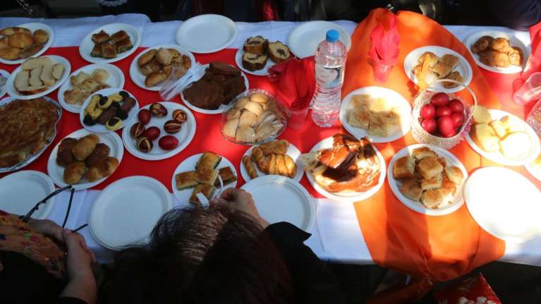 Έθιμα του Πάσχα και συμβολισμοί. Χάσκας, τρανός χορός και κούνιες