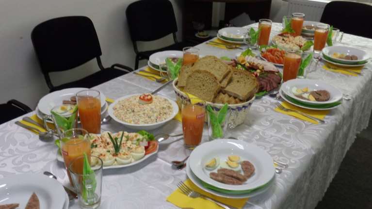 ΕΣΕΕ: Πόσο θα κοστίσει φέτος το πασχαλινό τραπέζι