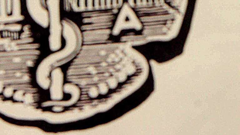 Κορονοϊός - Ιατρικός Σύλλογος: Μην ακούτε επικίνδυνες απόψεις για την πανδημία -  Ακολουθήστε τις οδηγίες του ΕΟΔΥ