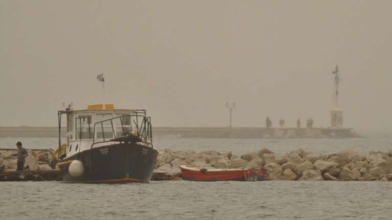 Meteo: Κορυφώνεται η αφρικανική σκόνη σήμερα και την Παρασκευή [χάρτης]