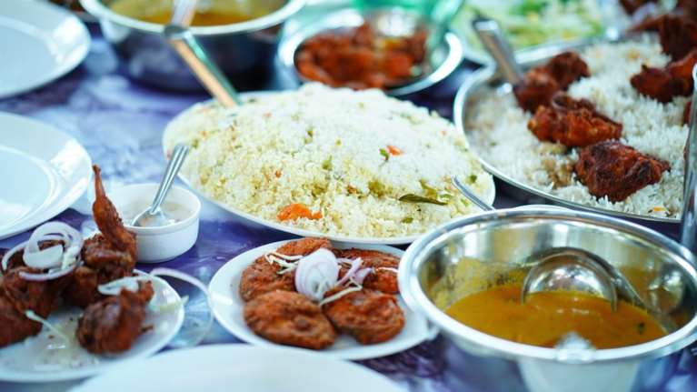 Υπ. Οικονομίας: Αύξηση 1,4 - 3% στο φετινό πασχαλινό τραπέζι