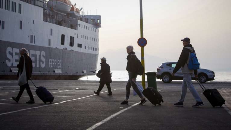 Εγκαταλείπουν οι εκδρομείς του Πάσχα την πρωτεύουσα