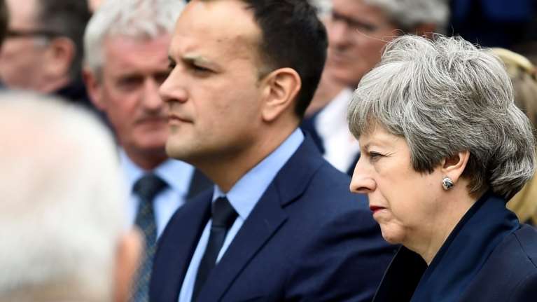 Επανεκκίνηση συνομιλιών για τη Συμφωνία της Μεγάλης Παρασκευής