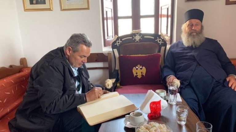 Στην Παναγία Χοζοβιώτισσα της Αμοργού ο Καμμένος