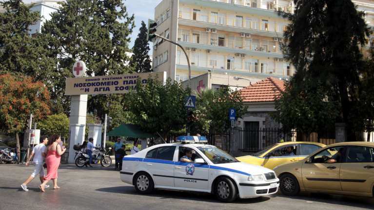 Αγωνία για την 8χρονη-Αναζητούν το όπλο που έριξε την σφαίρα