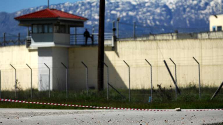 Νεκρός κρατούμενος στις φυλακές Τρικάλων μετά από συμπλοκή