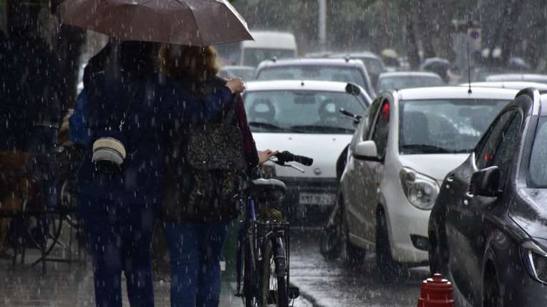 Έκτακτο δελτίο ΕΜΥ: Ισχυρές καταιγίδες και θυελλώδεις άνεμοι