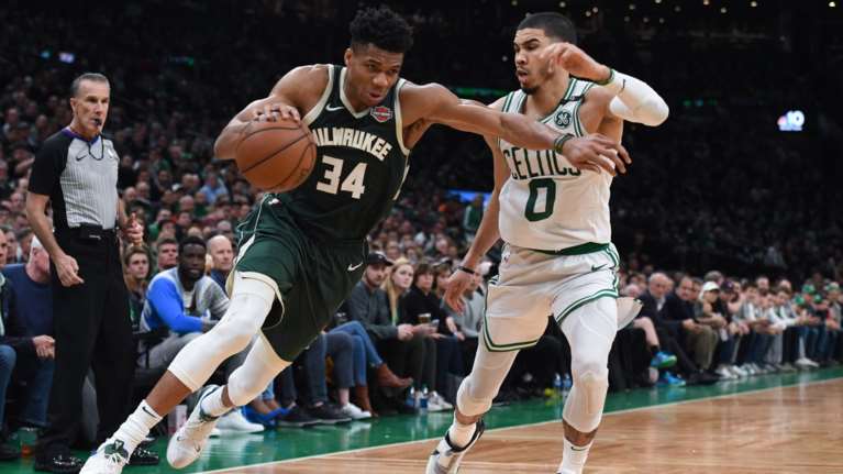 Εξωπραγματικός Γιάννης διέλυσε την άμυνα της Βοστώνης - Vid