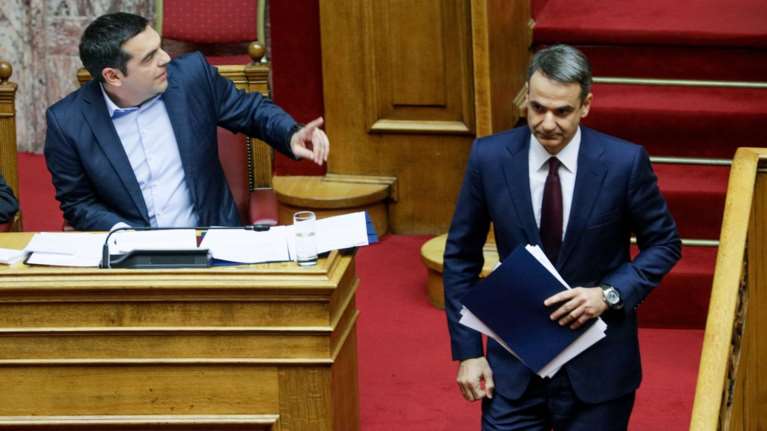 Στο «κόκκινο» η πολιτική πόλωση με προσωπικές επιθέσεις