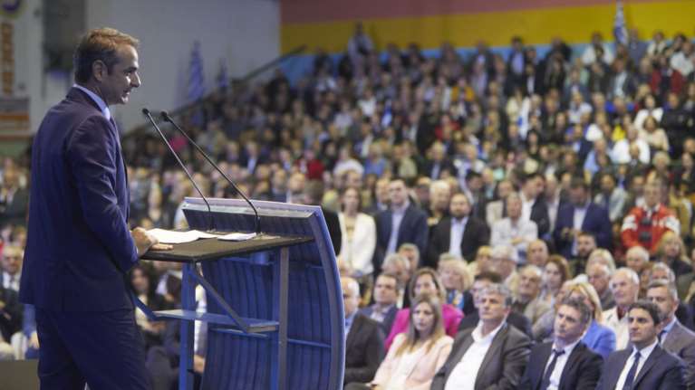 Ομιλία Μητσοτάκη στην Καβάλα: Με την Ελλάδα των πολάκιδων ή με των πολλών;