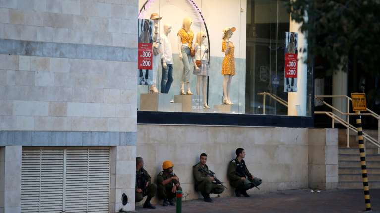 Συμφωνία για κατάπαυση του πυρός στη Γάζα