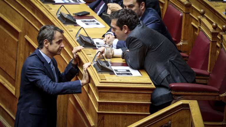 Αντίστροφη μέτρηση για τη μομφή: &quot;Γρίφος&quot; πότε θα συζητηθεί