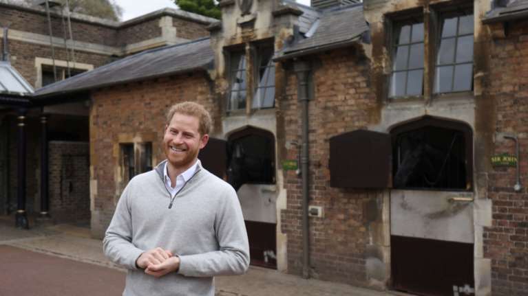 Τα συγκινητικά λόγια του ενθουσιασμένου πατέρα πρίγκιπα Χάρι