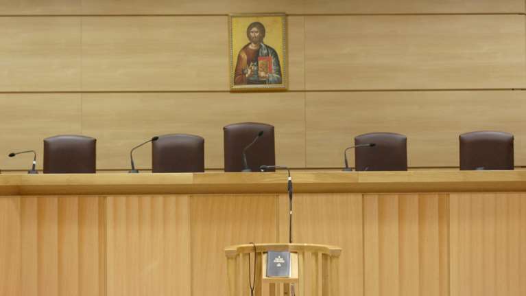 Αναστέλλονται δικαστήρια και πλειστηριασμοί, λόγω εκλογών