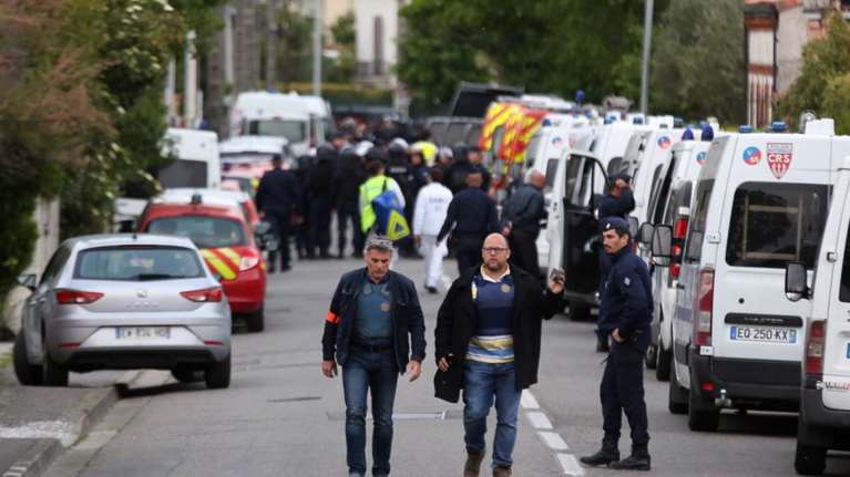 Έληξε η υπόθεση ομηρείας στην Τουλούζη -17χρονος ο δράστης