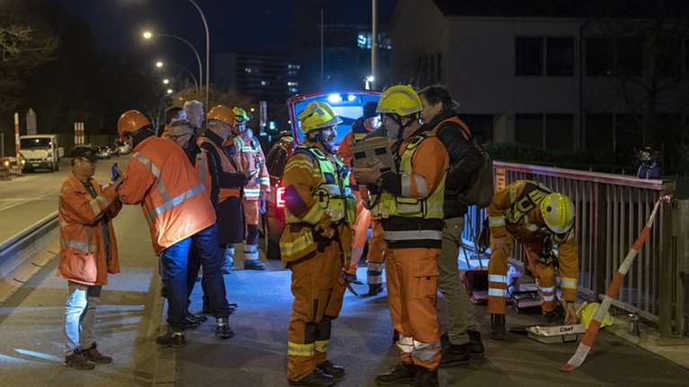 Οκτώ τραυματίες από σύγκρουση τρένου με φορτηγό στη Γερμανία