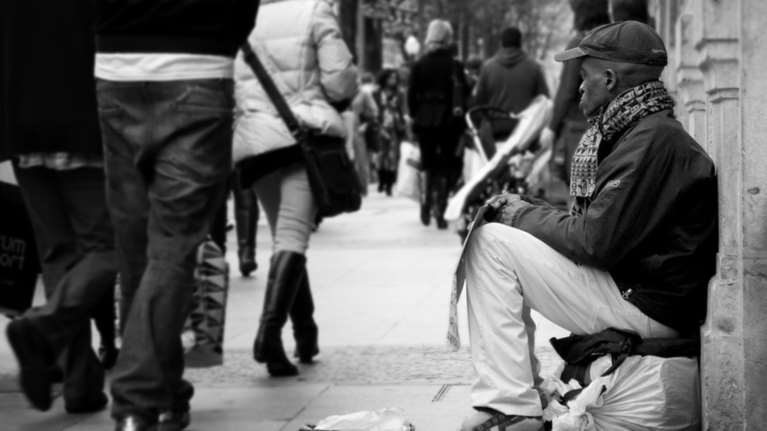 Πανευρωπαϊκή καμπάνια για καταπολέμηση της φτώχειας ενόψει των ευρωεκλογών