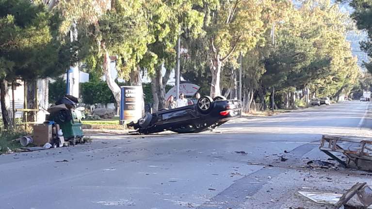 Τροχαίο με έναν τραυματία στη λεωφόρο Πάρνηθος [φωτό]