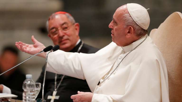 Λέσβος: Δωρεά 100.000 ευρώ από τον Πάπα για τους πρόσφυγες