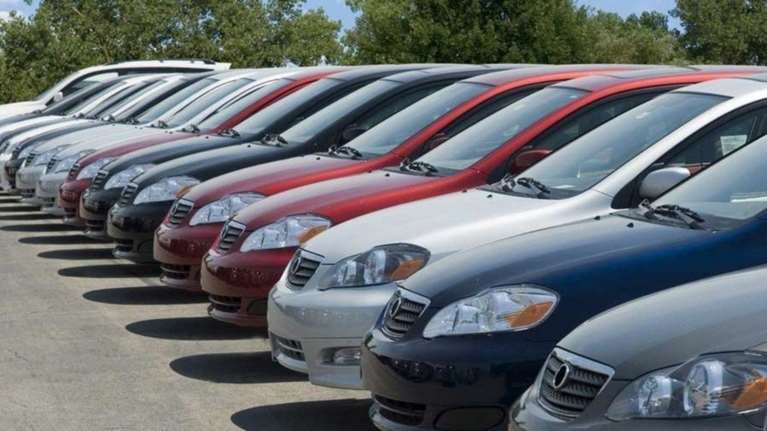 “Τσίμπησαν” οι πωλήσεις αυτοκινήτων τον Απρίλιο