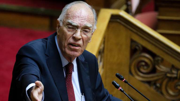 Λεβέντης: &quot;Δεν είναι ηλίθιος ο Έλληνας να σας ψηφίσει για λίγα ευρώ&quot;