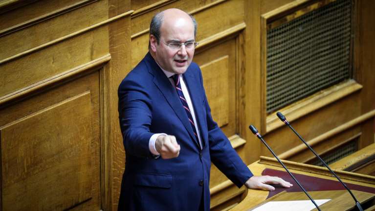 Χατζηδάκης: Εσείς υπογράψατε σύμβαση με την ΤΡΑΙΝΟΣΕ για 7ήμερη εργασία