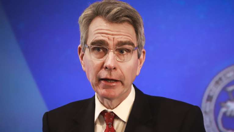 Αμερικανός πρέσβης: Παιδαριώδης βανδαλισμός η επίθεση