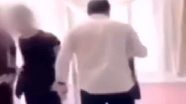 Καθηγητής χτύπησε μαθήτρια στη Λεμεσό - Σάλος στην Κύπρο [βίντεο]