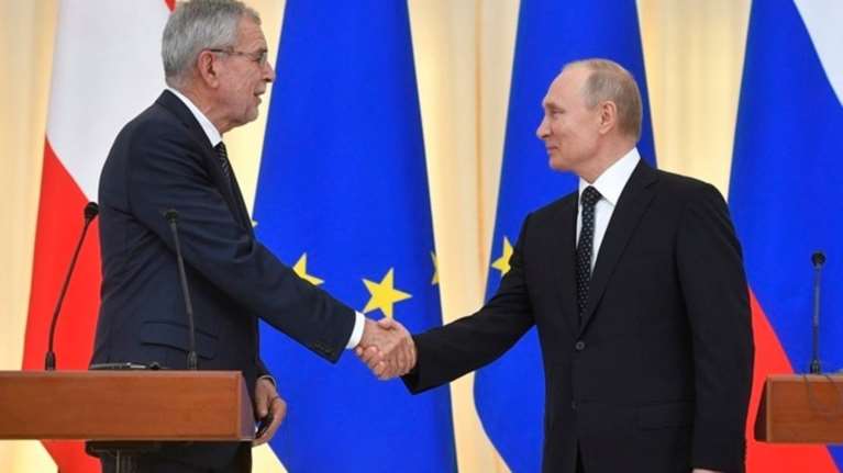 Πούτιν: Με τους Τούρκους συνεργαζόμαστε πιο εύκολα παρά με τους Ευρωπαίους