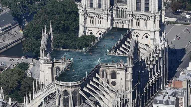 Πισίνα στην κορυφή της Νοτρ-Νταμ και άλλες «τρελές» προτάσεις