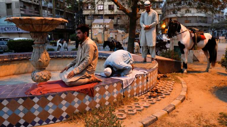 Πακιστάν: Μαζική μόλυνση παιδιών με HIV από μετάγγιση αίματος