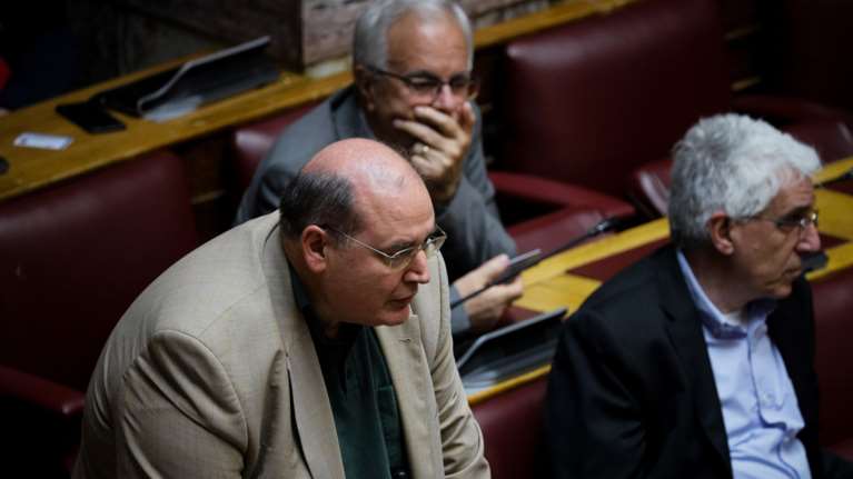 «Οχι» της Ολομέλειας στα αιτήματα άρσης ασυλίας των Φίλη, Φορτσάκη, Φωκά