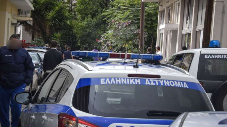 Θεσσαλονίκη: Συμμορία κρατούσε ομήρους 11 αλλοδαπους ζητώντας λύτρα