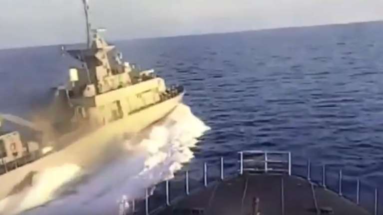 Αnadolu: Ελληνικό πλοίο παρενόχλησε τουρκικό στο Αιγαίο