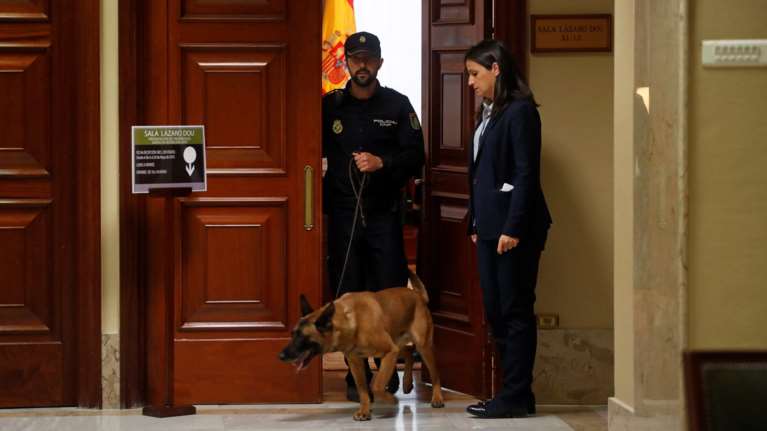 Ισπανία:Ερευνα σε πρώην πρεσβευτή για ξέπλυμα από την κρατική πετρελαϊκή