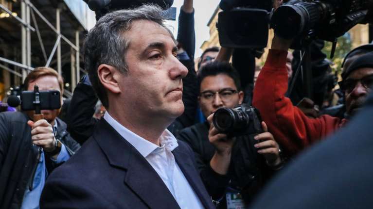 Κόλαφος οι καταθέσεις του πρώην δικηγόρου του Τραμπ