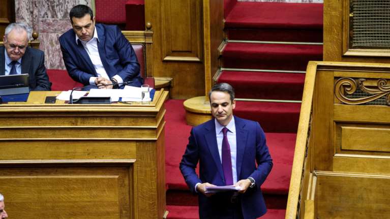 Τα διλήμματα των κομμάτων και τα σενάρια για νέες κάλπες