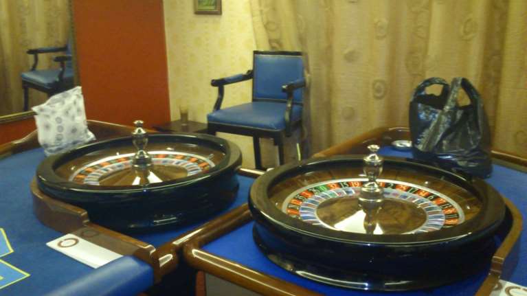 Είχε μετατρέψερι το κατάστημα του σε «μίνι - καζίνο»