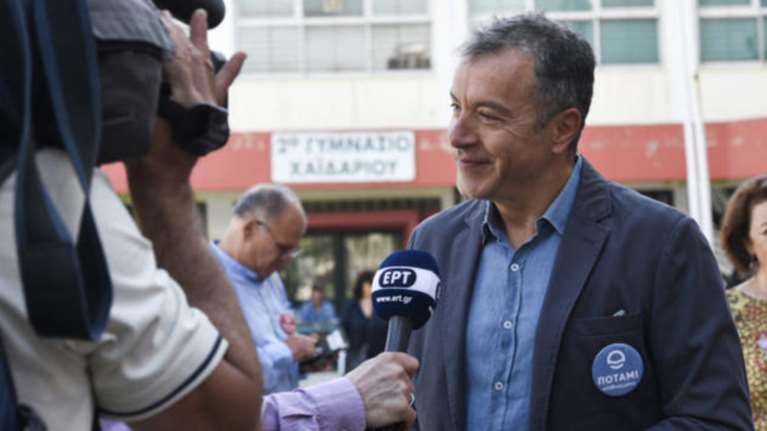 Θεοδωράκης: Για να γεννηθούμε ένα σπερματοζωάριο δεν δείλιασε