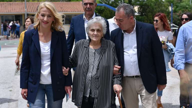 Στο Αιγάλεω ψήφισε η Ρένα Δούρου