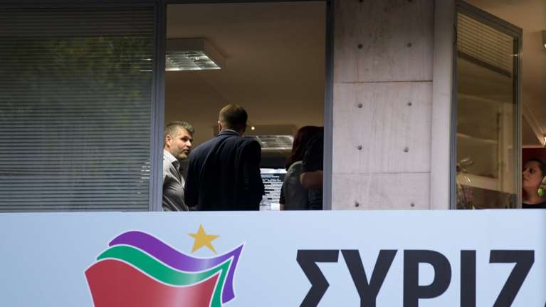 Σενάριο πρόωρων εκλογών στο τραπέζι της Κουμουνδούρου