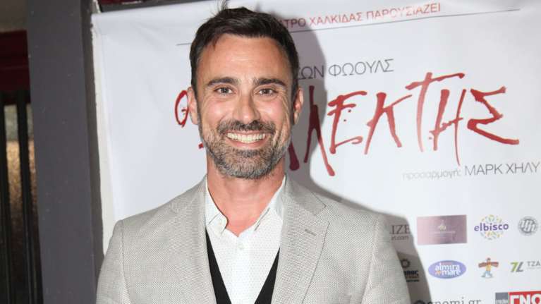 Γιώργος Καπουτζίδης: Η σπάνια φωτογραφία με την αδελφή του - Πόσο μοιάζουν