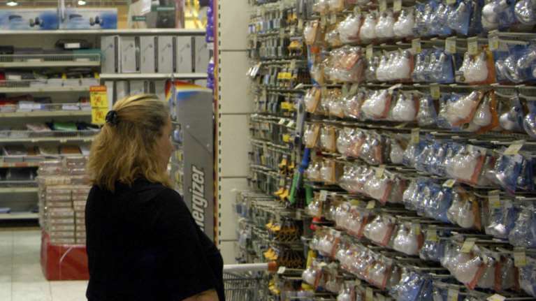 Η μείωση του ΦΠΑ αφορά 7.500 προϊόντα στα σούπερ μάρκετ